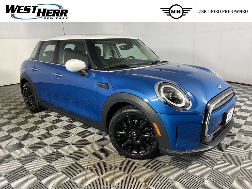 2023 MINI Hardtop 4 Door Base