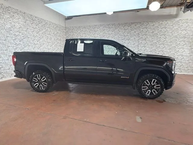 Used 2022 Black GMC AT4 image 8