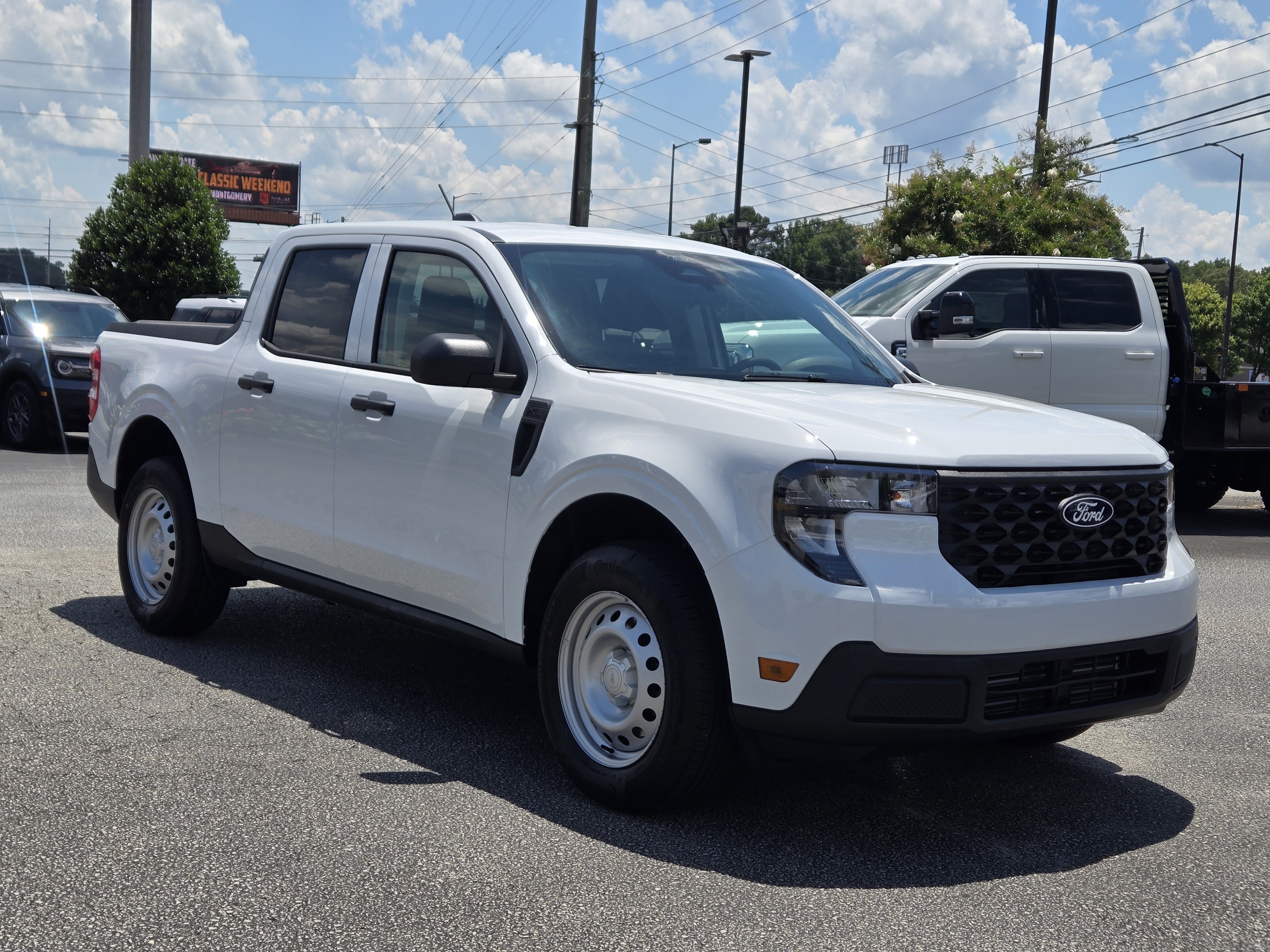 New 2026 Oxford White FORD XL image 6