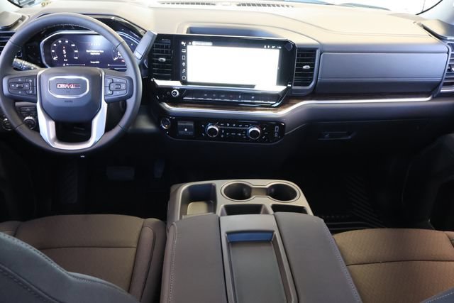 New 2026 Summit White GMC SLE image 17