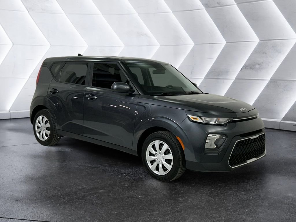 2022 Kia Soul 2.0L LX IVT's photo