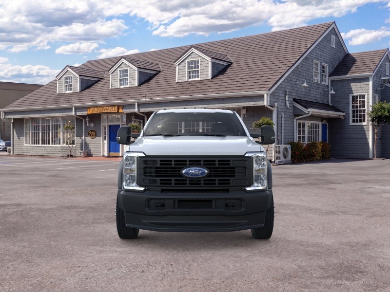 New 2025 Oxford White Ford F-450® XL image 6