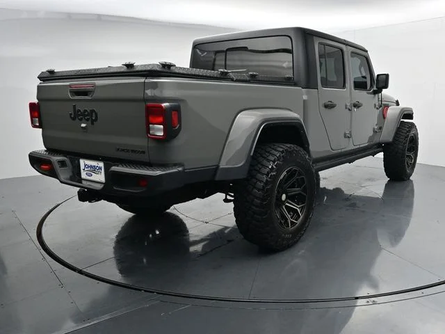Used 2023 Gray Jeep Sport S image 8