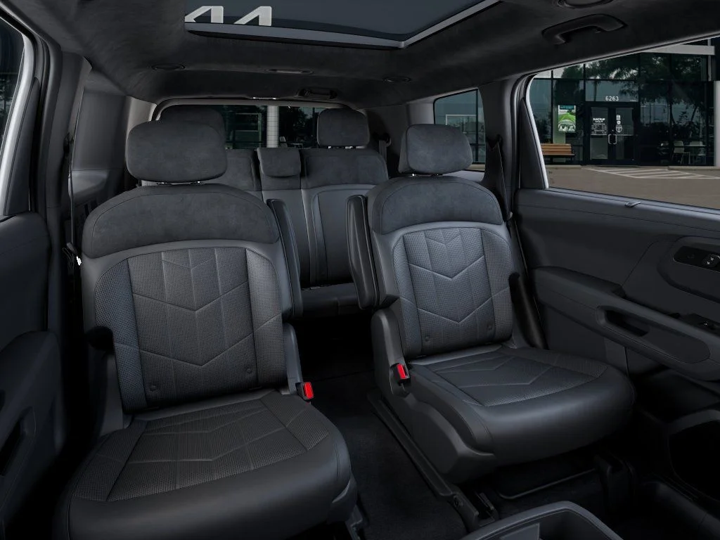 New 2027 Wolf Gray Kia X-Pro SX Prestige image 17