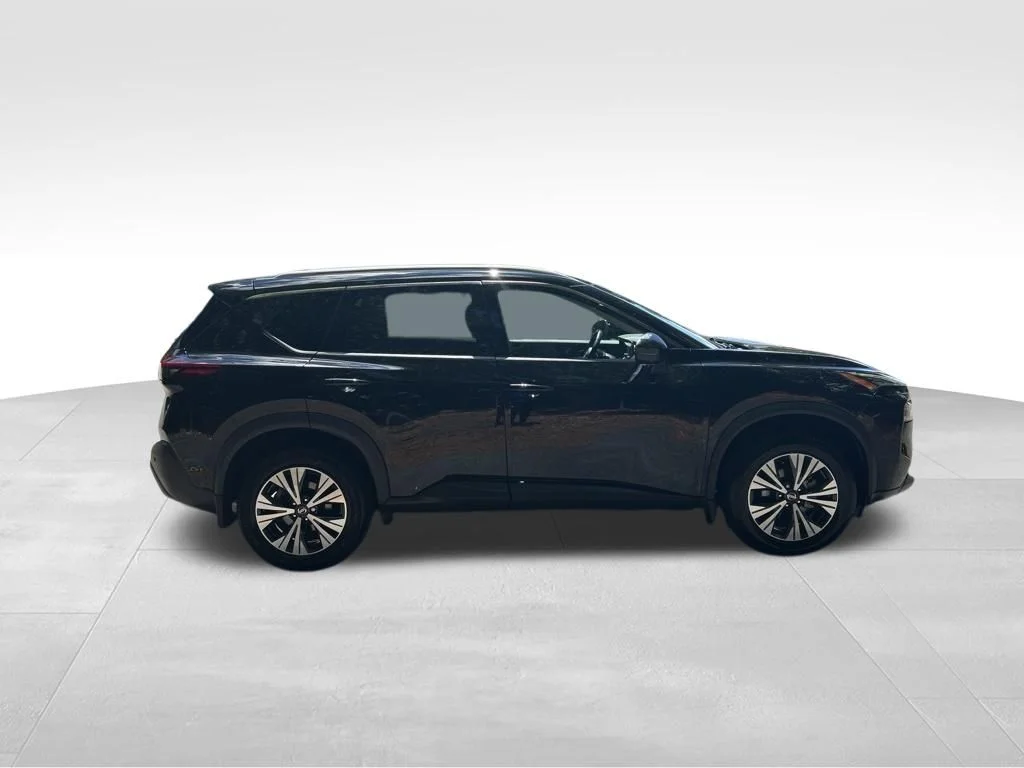 Used 2021 Black Nissan SV image 7