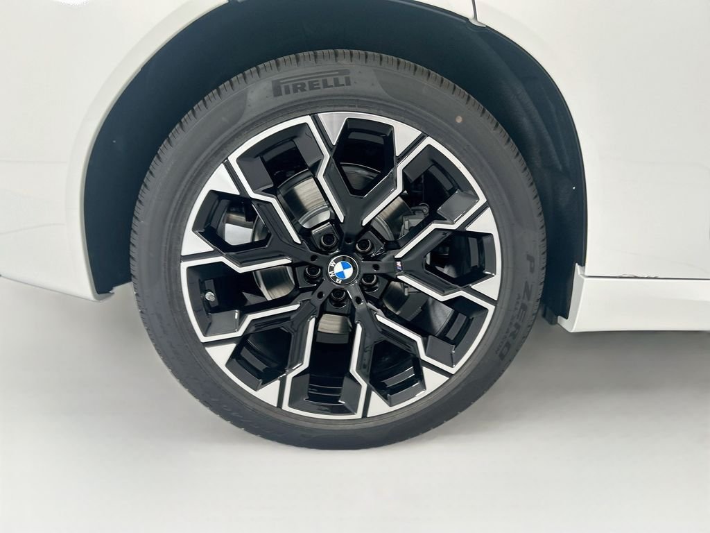 New 2026 Alpine White BMW 30 xDrive image 32