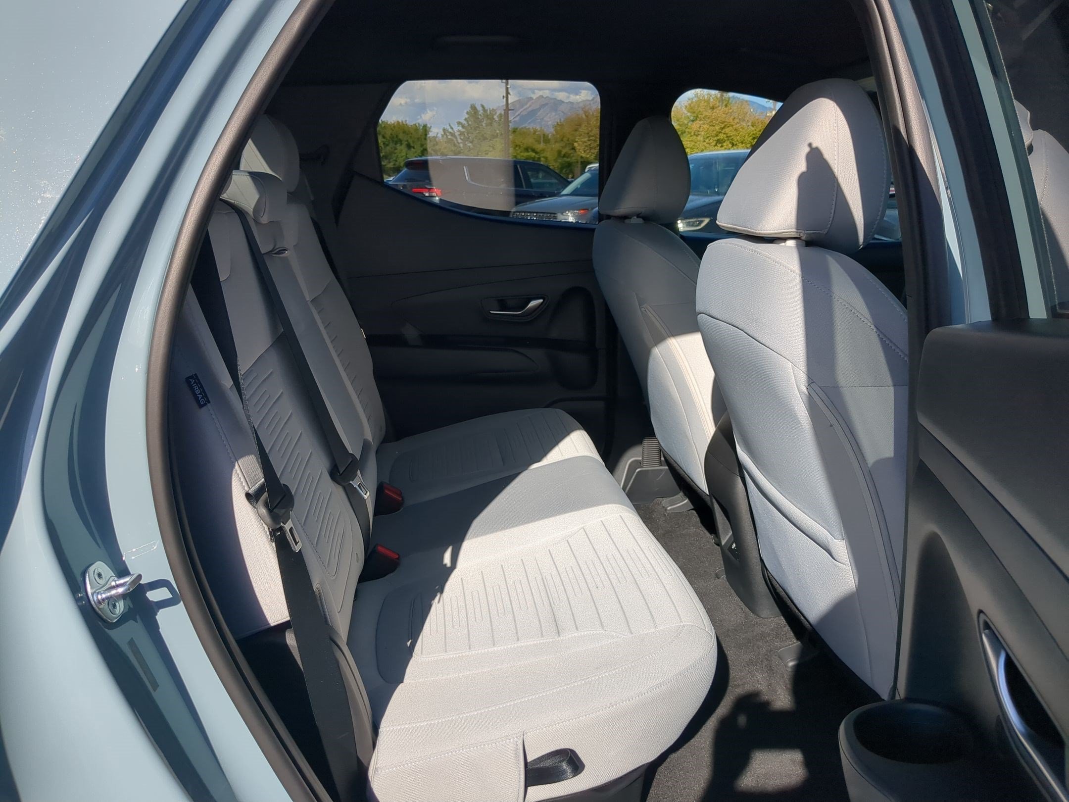 2025 Hyundai Santa Cruz SE - Photo 29