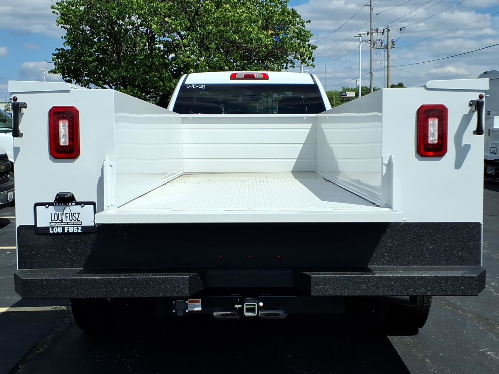 New 2026 Summit White Chevrolet Work Truck image 20