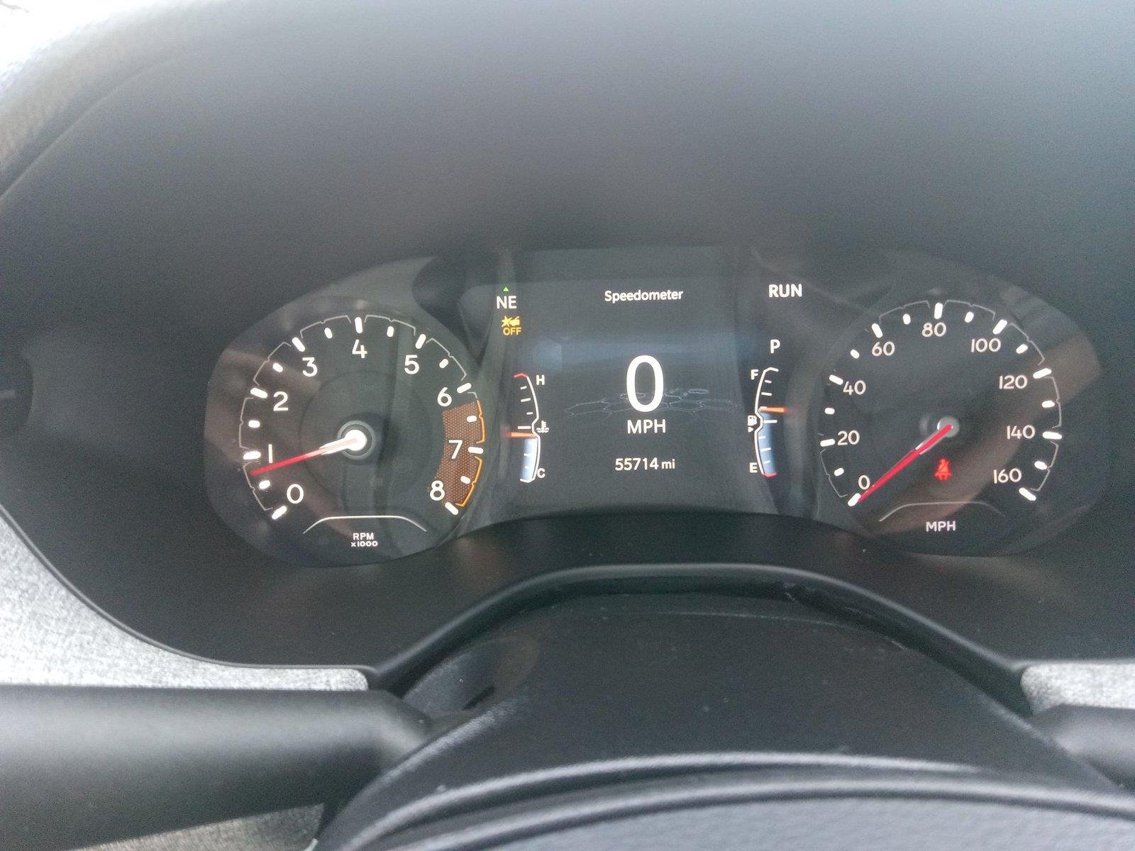 Used 2024 Gray Jeep Latitude 4x4 image 15