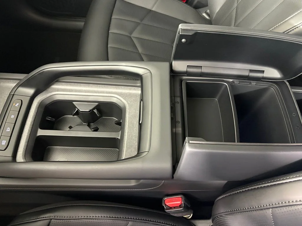 New 2027 Black Jade Green Kia X-Line EX image 35