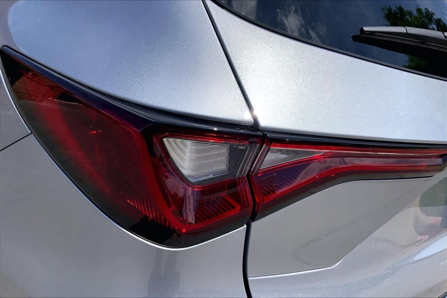 Used 2026 Solar Silver Metallic Acura w/Technology Package image 29