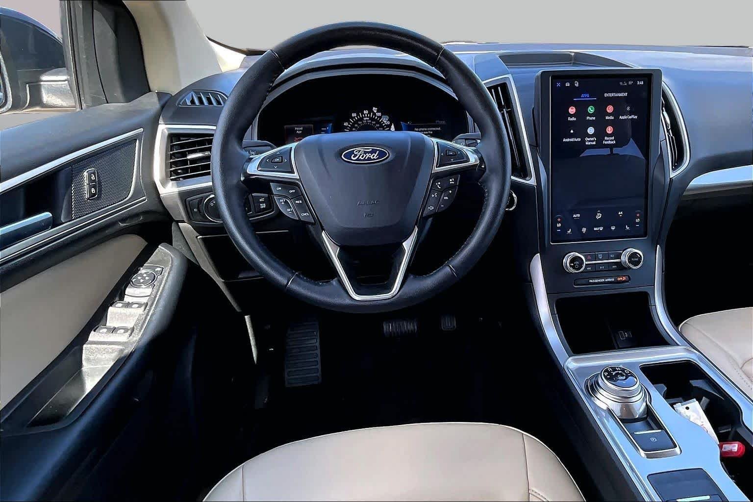 Pre-Owned 2024 Ford Edge SEL