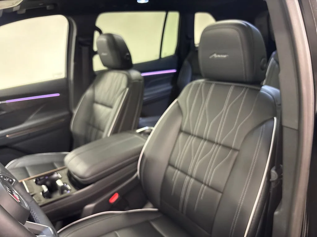 New 2026 Ebony Twilight Metallic Buick Avenir image 21