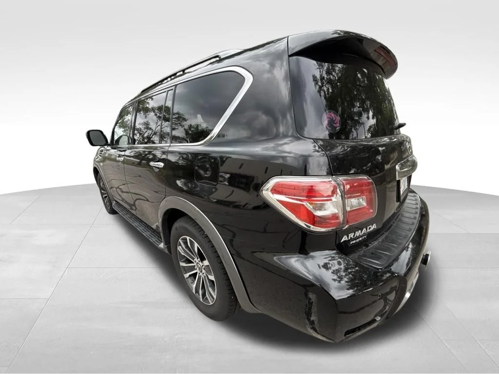 Used 2020 Black Nissan SL image 4