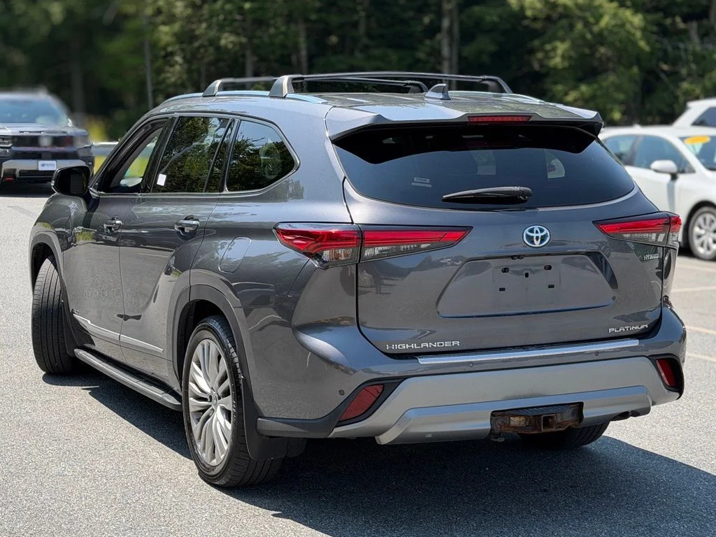 Used 2021 Gray Toyota Platinum image 3