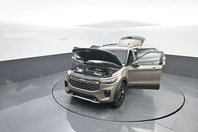 New 2026 Marsh Gray Ford Tremor® image 38