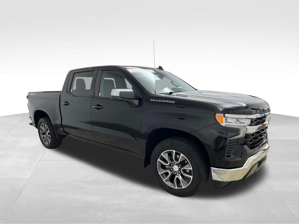 Used 2024 Black Chevrolet LT image 7