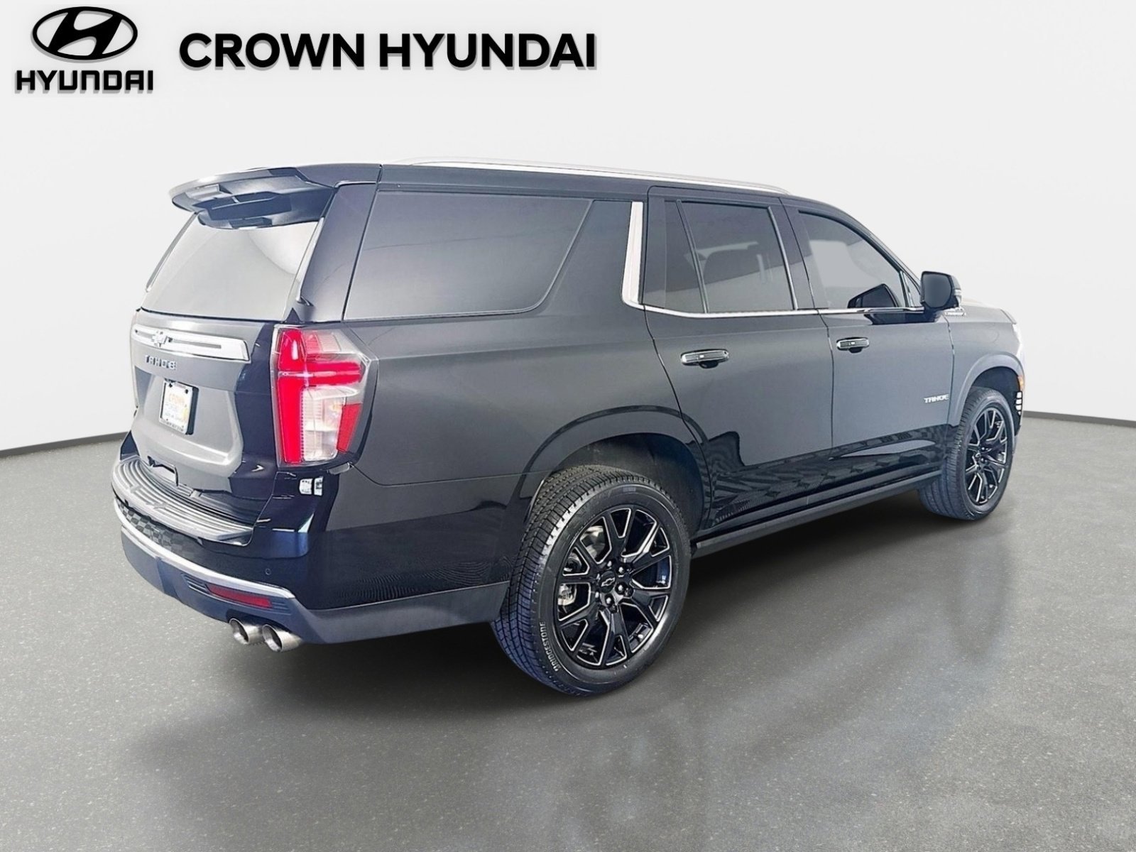 Used 2023 Black Chevrolet High Country image 5
