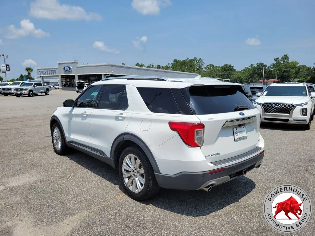 Used 2020 White Ford Limited image 3