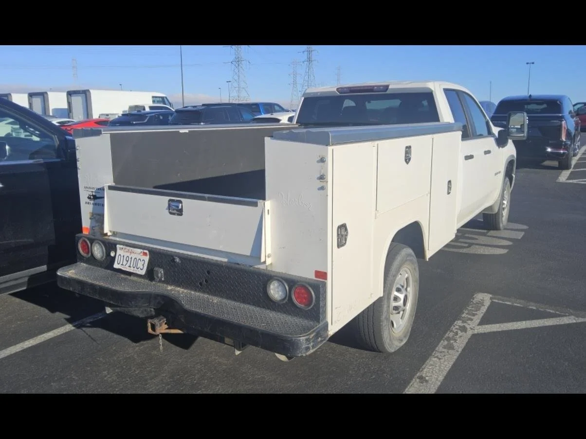 Used 2020 SUMMIT WHITE Chevrolet Work Truck image 18