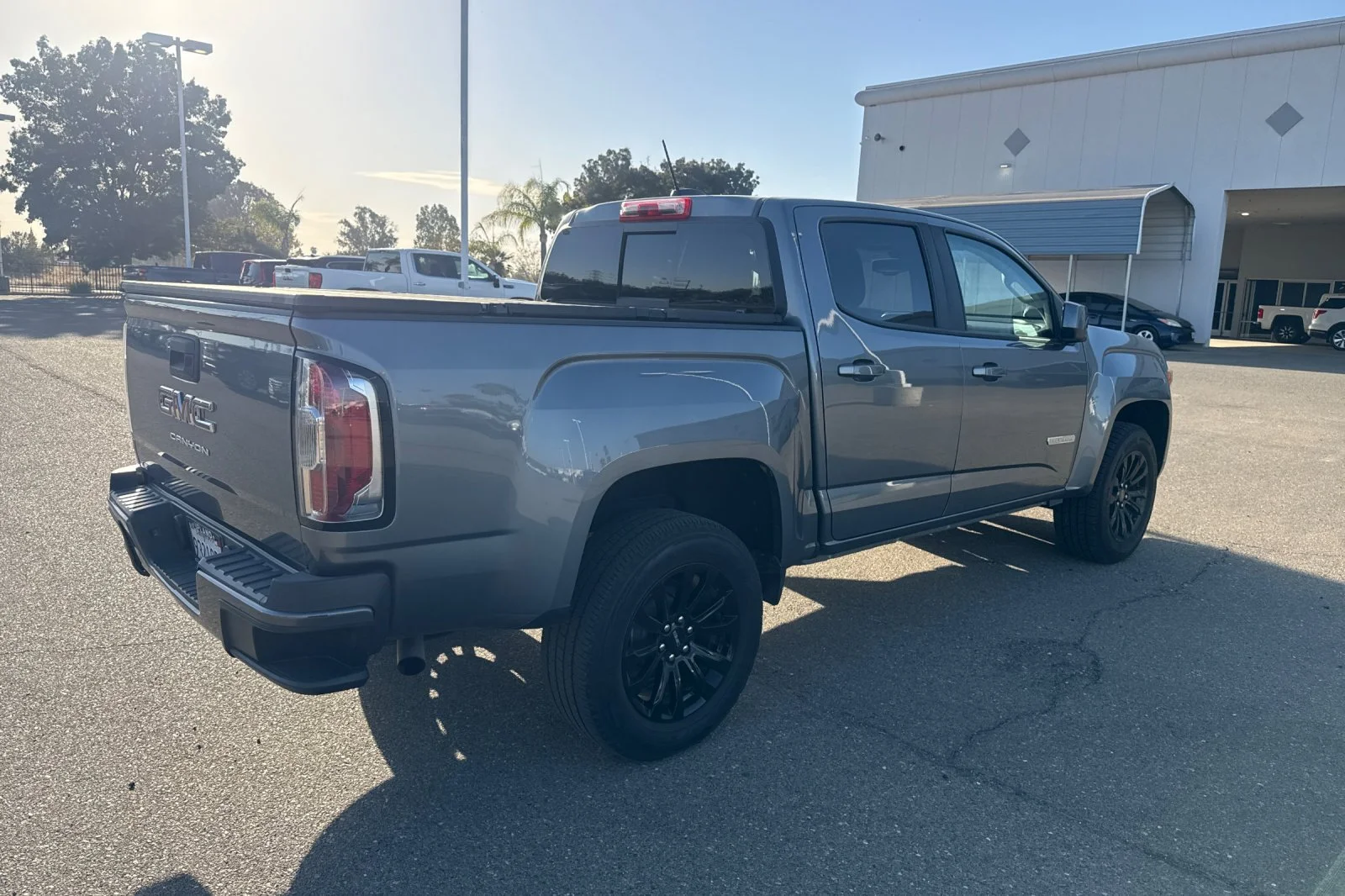 Used 2022 Gray GMC Elevation image 4