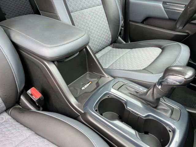 Used 2022 Beige Chevrolet Z71 image 28