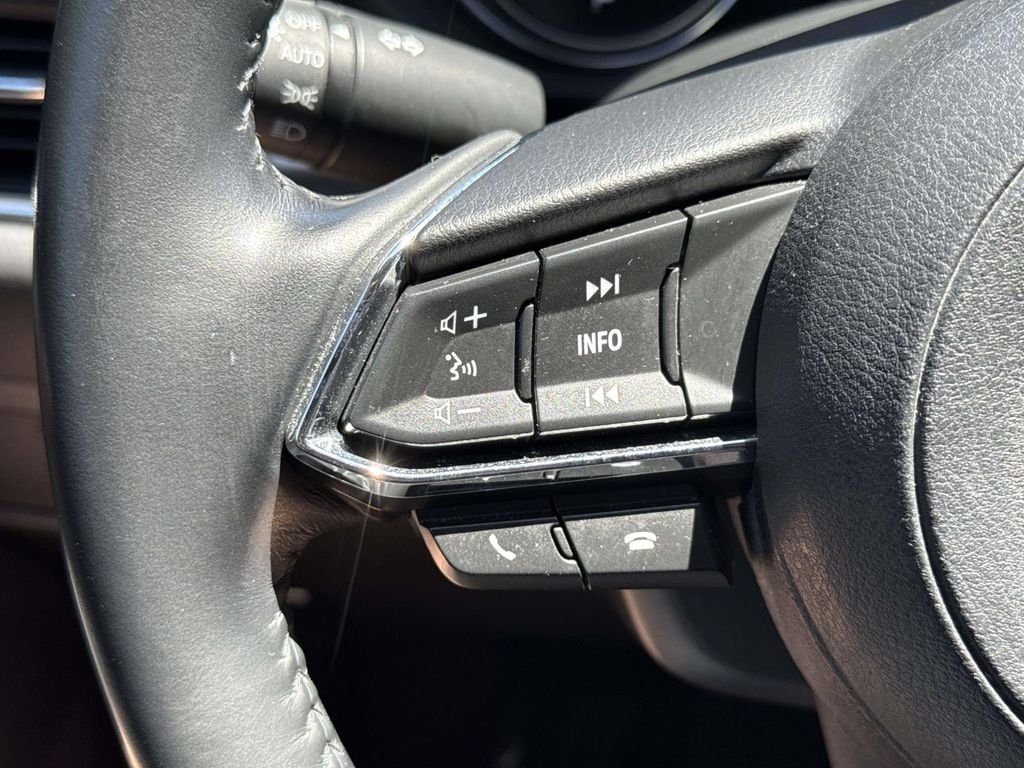 Used 2019 White Mazda Touring image 23