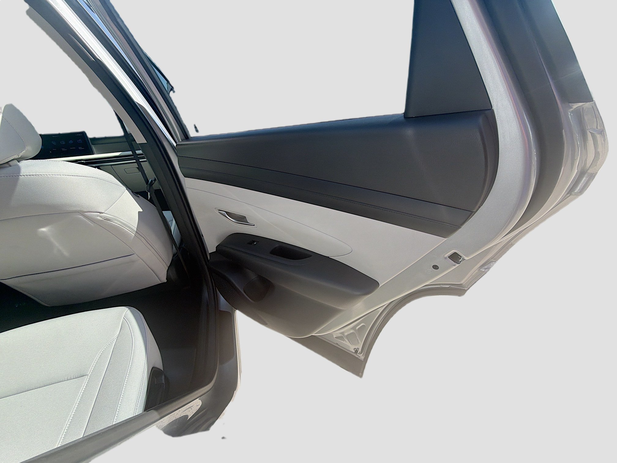 Used 2026 Shimmering Silver Hyundai SEL image 29