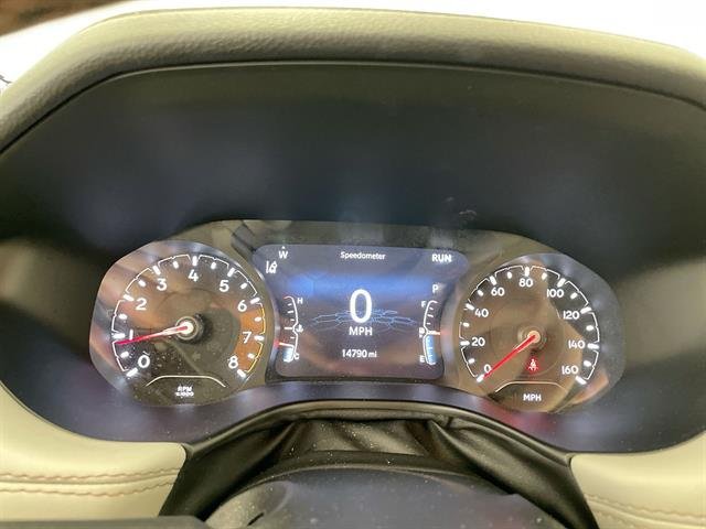 Certified Used 2022 Black Jeep Limited 4x4 image 11
