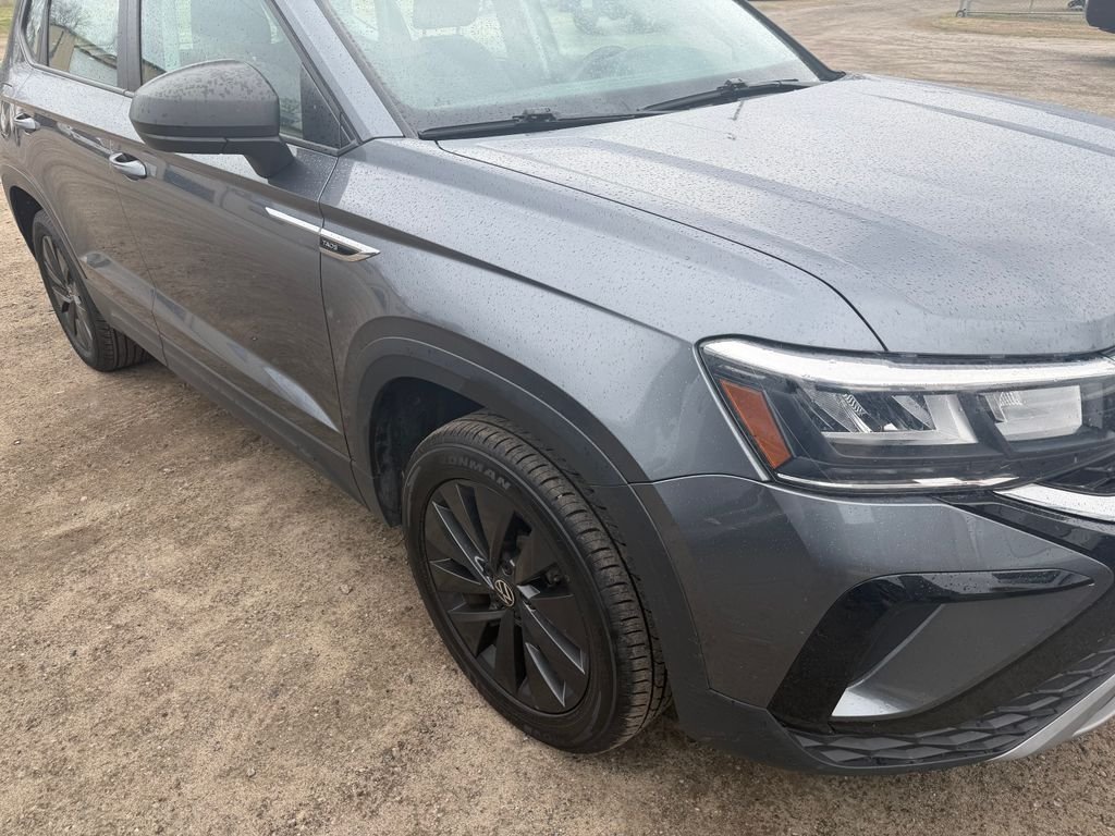 2024 Volkswagen Taos S