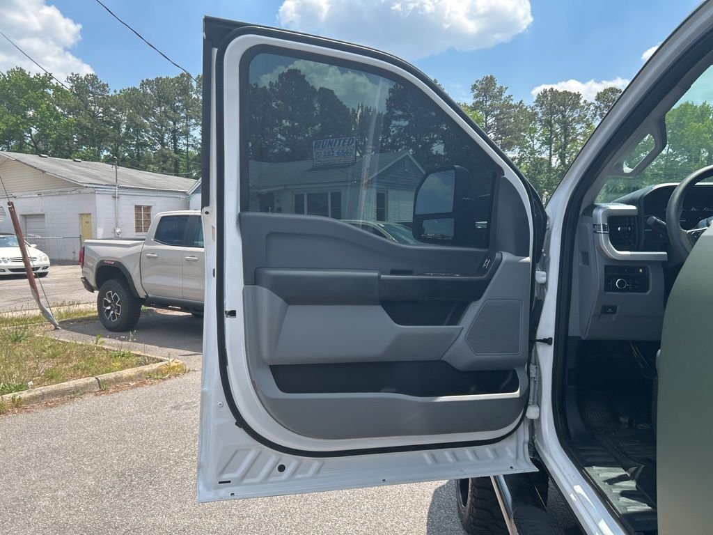 Used 2024 White Ford XL image 12