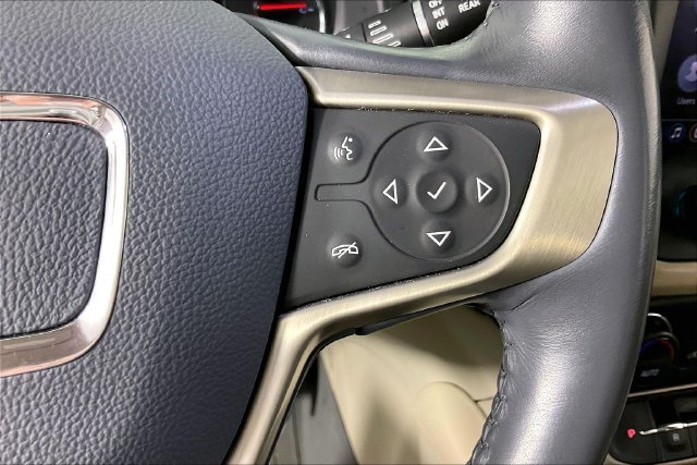 Used 2020 White GMC Denali image 7