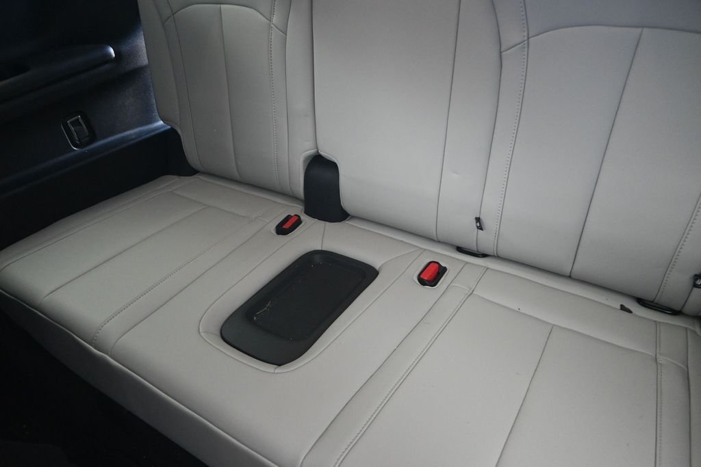 Certified Used 2026 White INFINITI PURE image 18