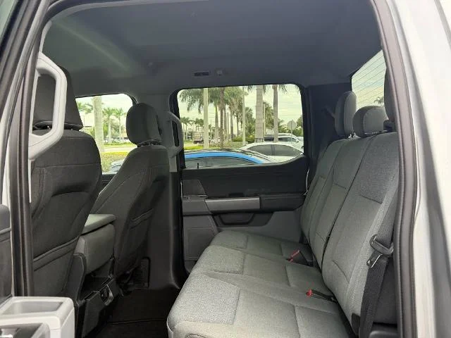 Used 2025 Iconic Silver Metallic Ford XLT image 39