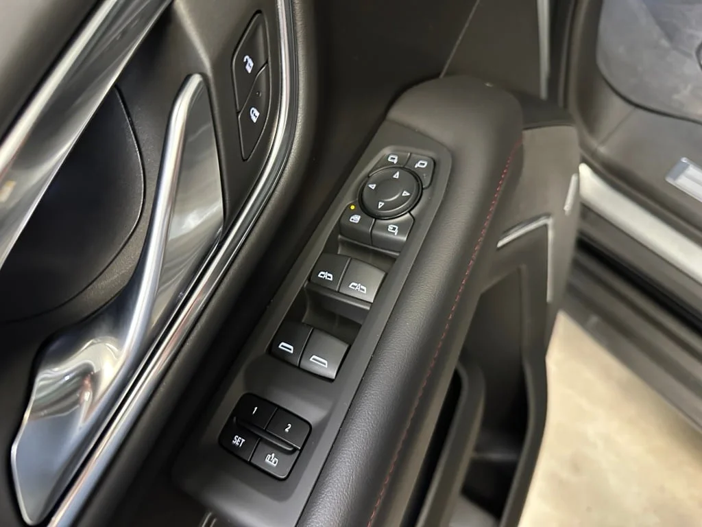 2023 Chevrolet Tahoe RST - Photo 8