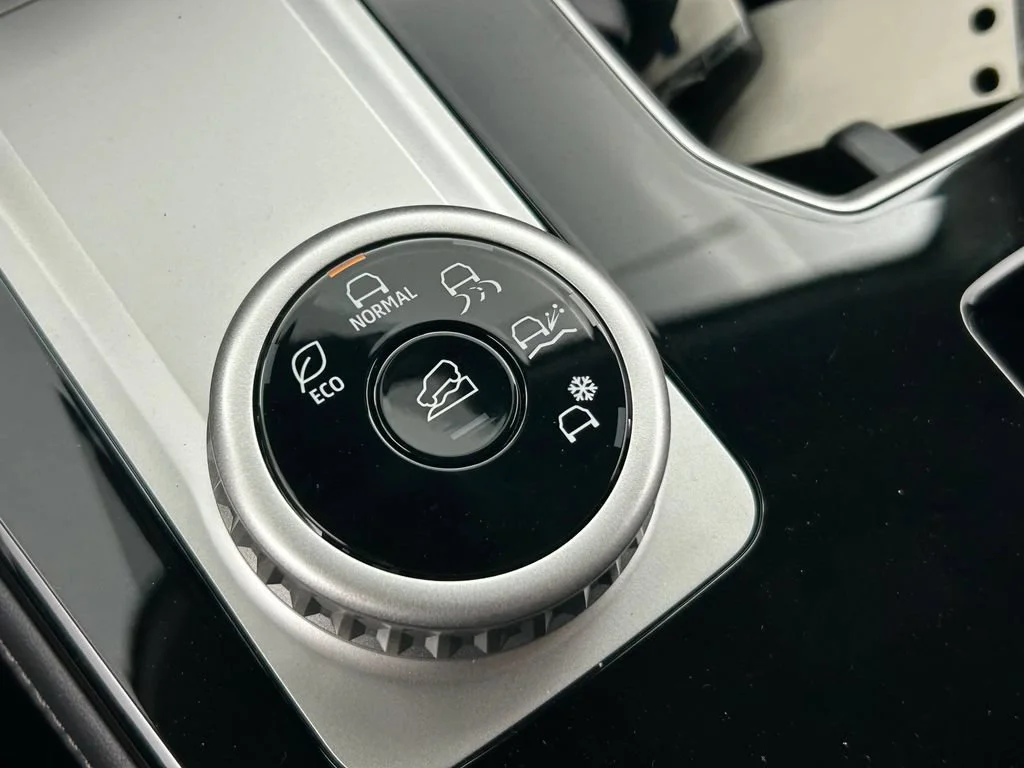 2026 Mitsubishi Outlander SE - Photo 31
