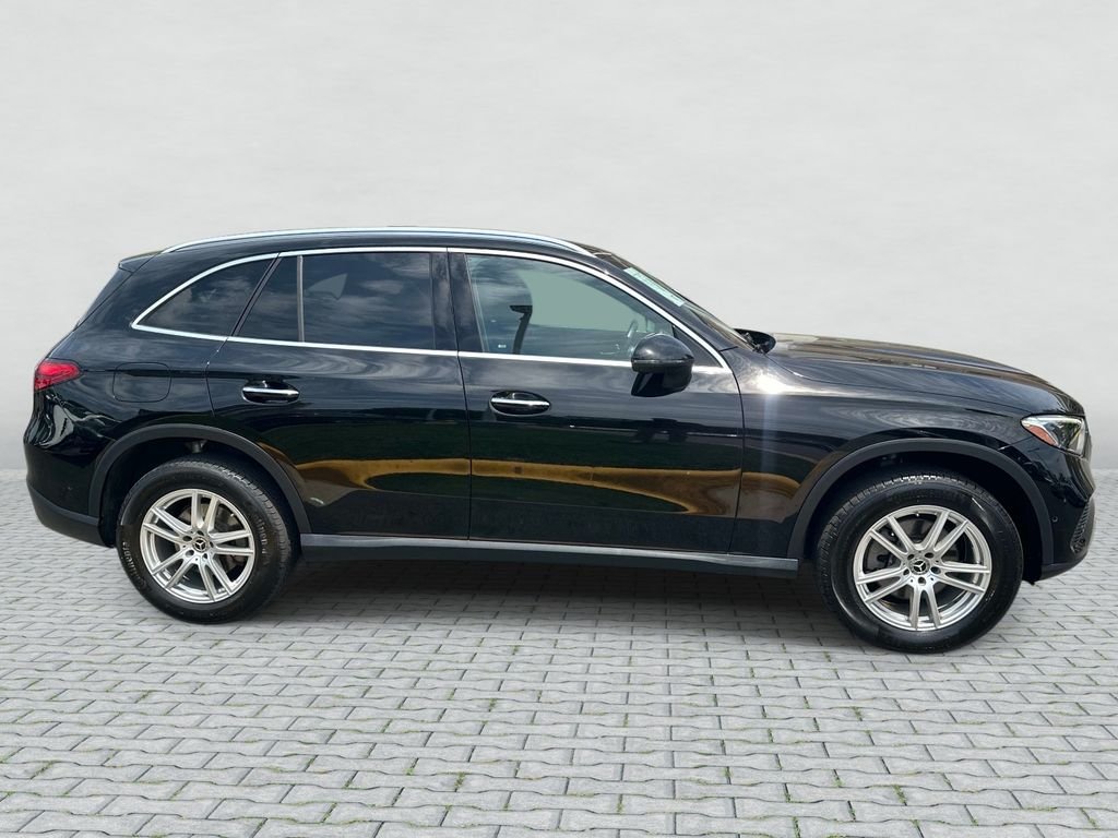 Certified Used 2023 Black Mercedes-Benz GLC 300 image 4