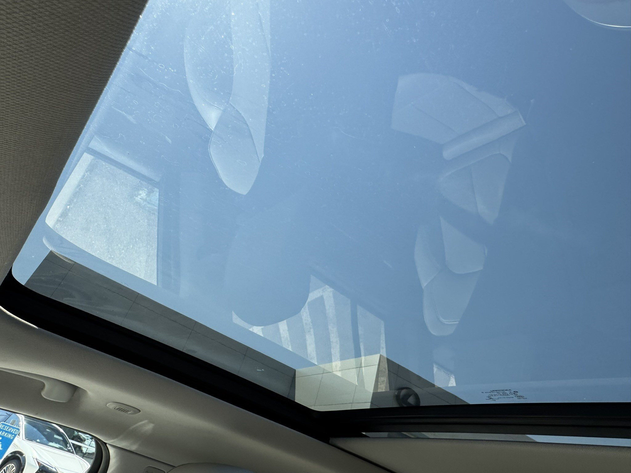 Used 2023 Diamond Black Crystal Pearlcoat Jeep Overland image 17
