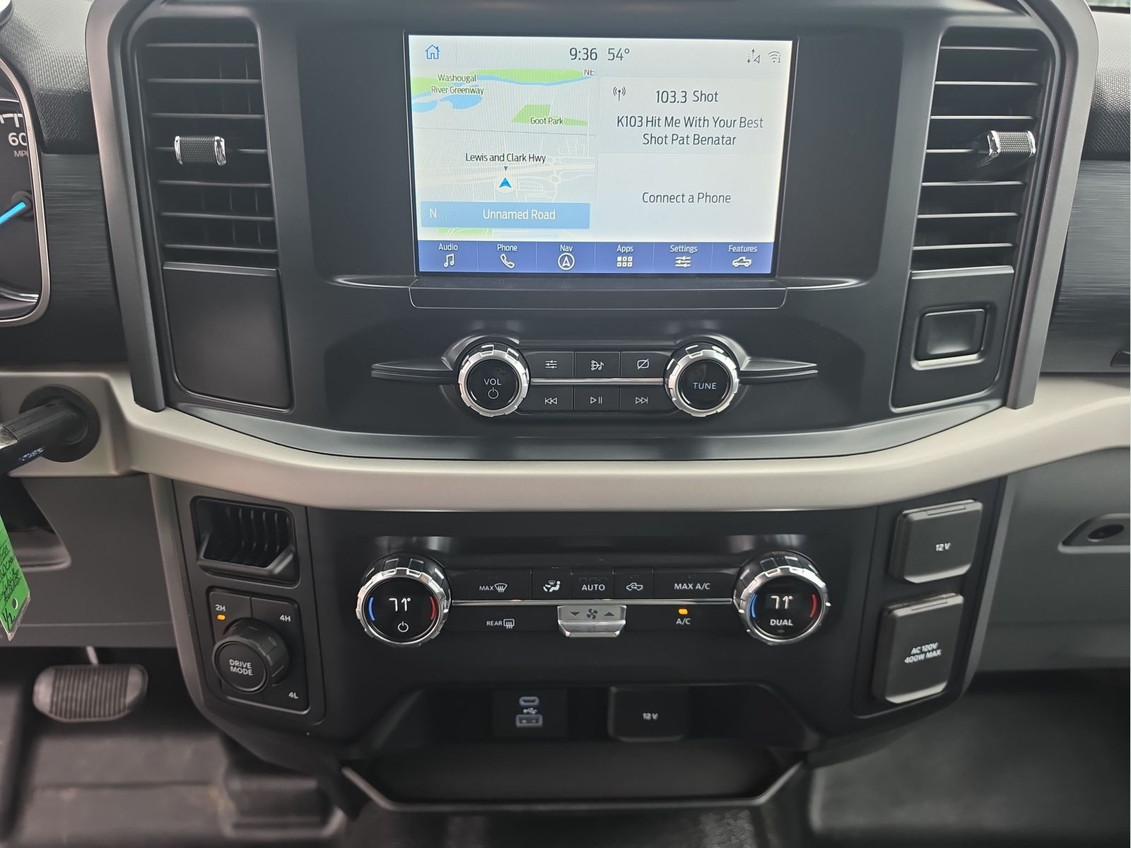 Used 2021 White Ford XLT image 12
