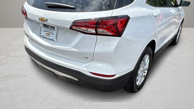 Used 2024 White Chevrolet LT image 37