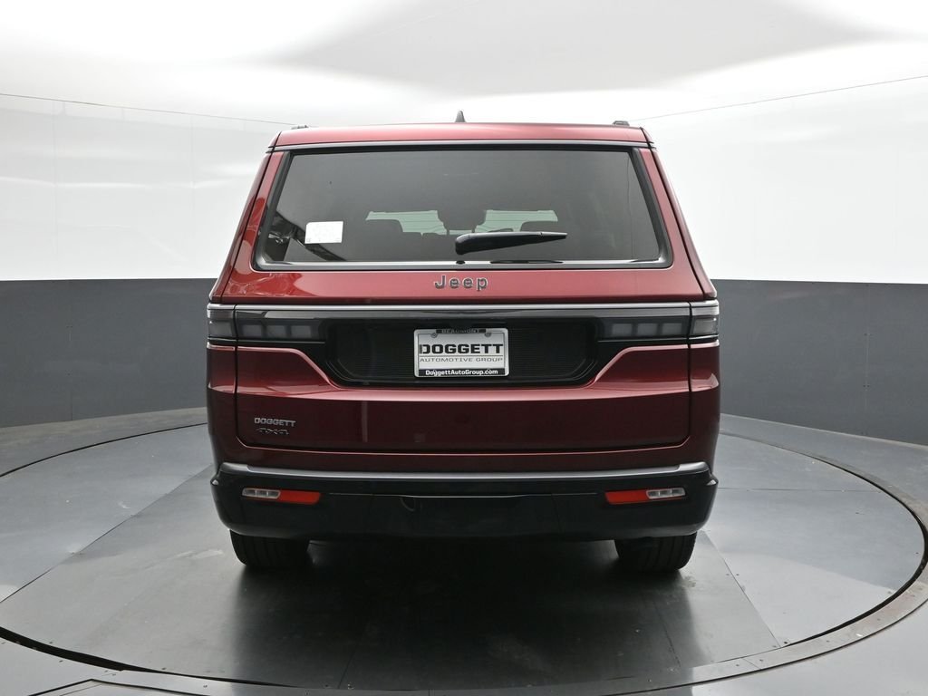 New 2026 Velvet Red Pearl-Coat Exterior Paint Jeep Limited Reserve image 8