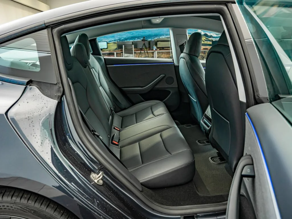 Used 2024 Stealth Gray Tesla  image 33
