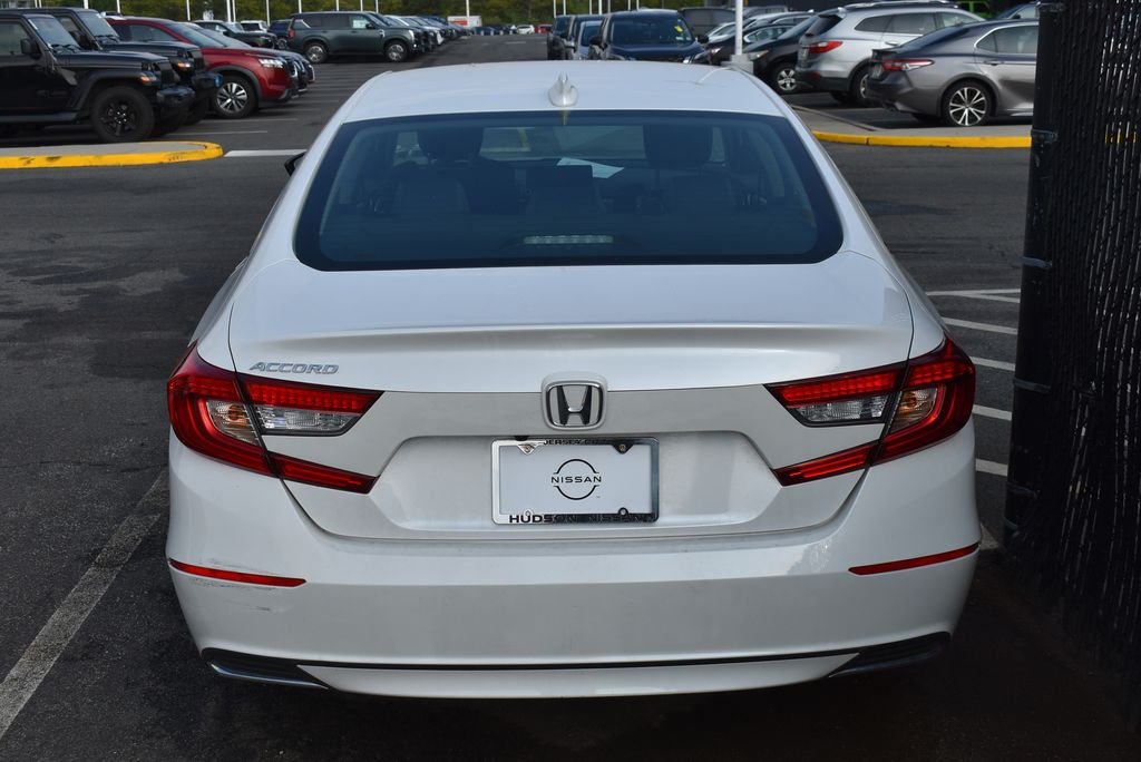 Used 2022  Honda LX image 4