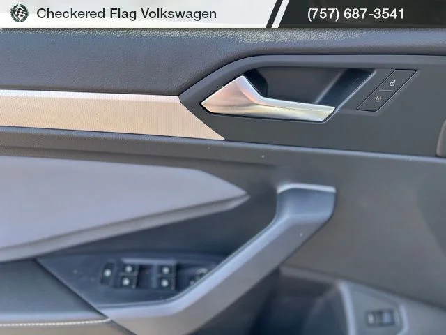 New 2026 Silver Volkswagen 1.5T SE image 13