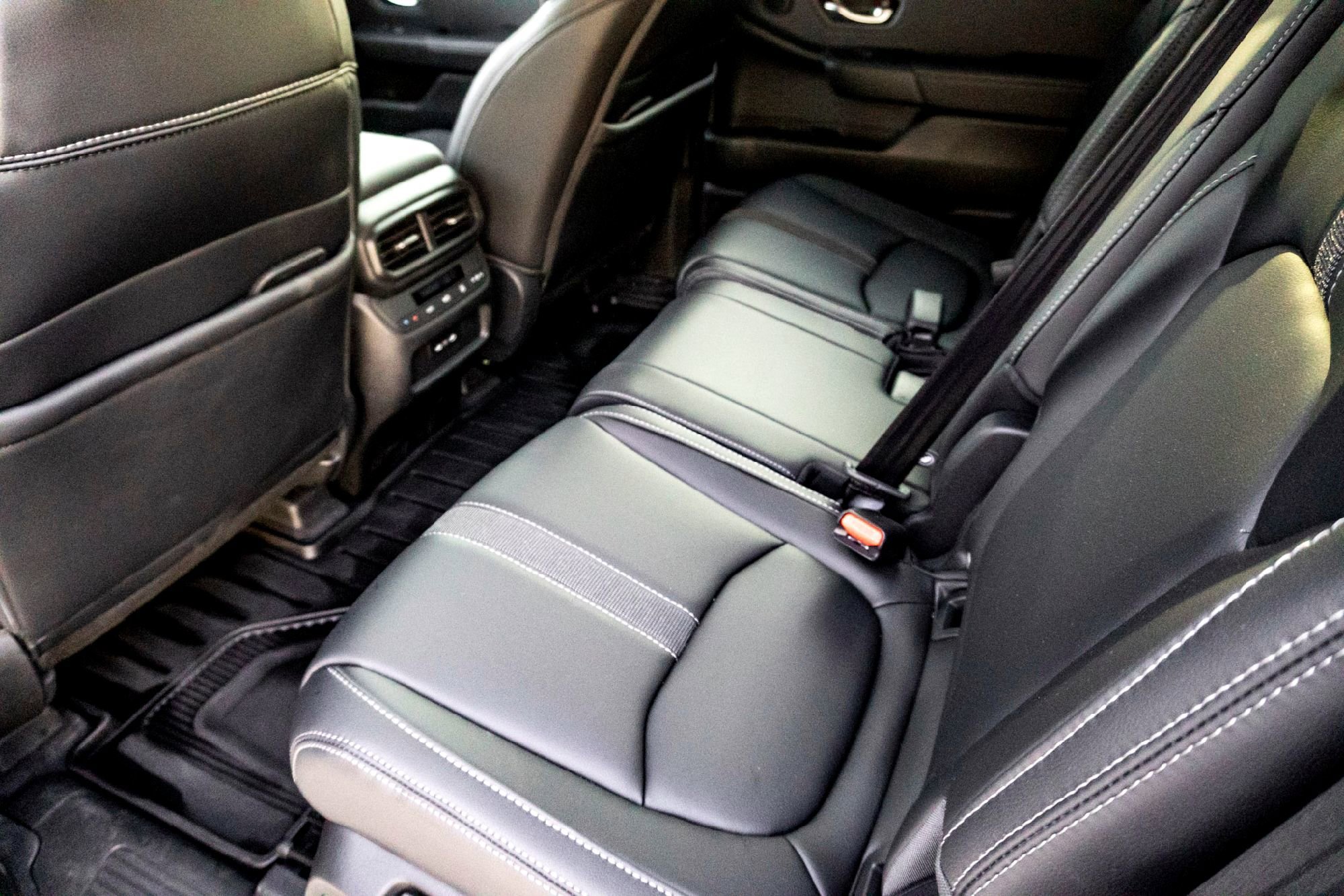 Used 2025 Platinum Honda EX-L image 27