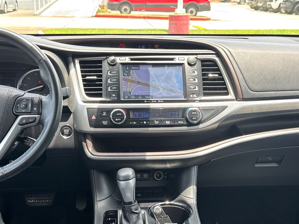 Used 2018 Gray Toyota Limited image 26