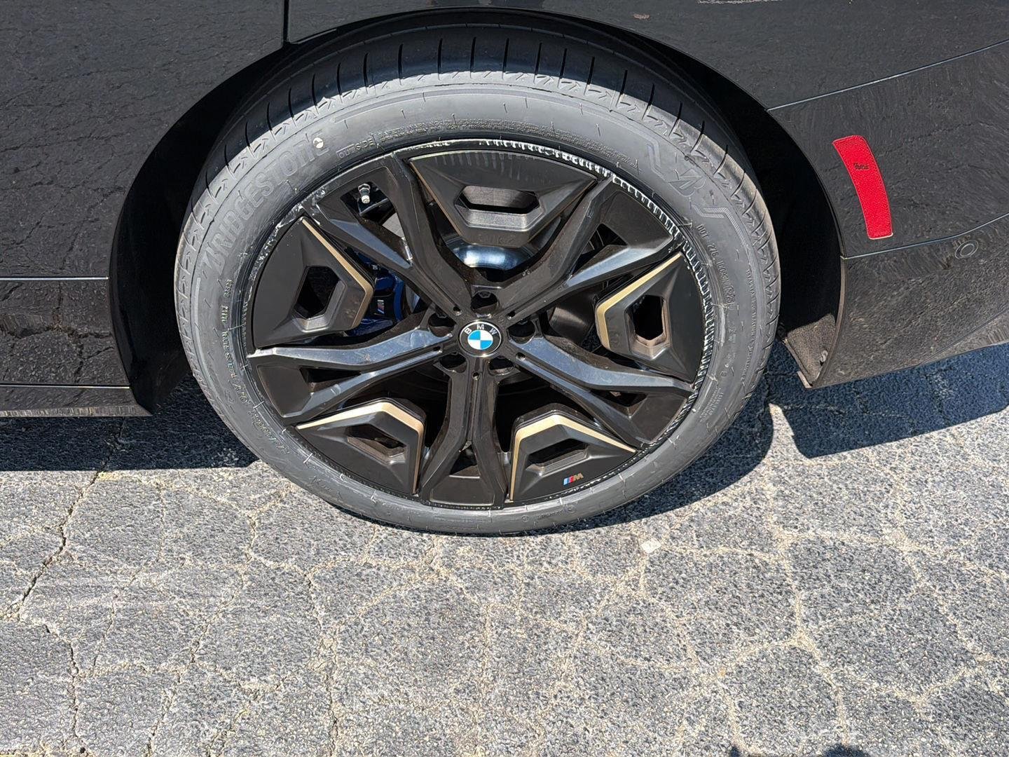 Used 2024 Black Sapphire Metallic BMW M60 image 36