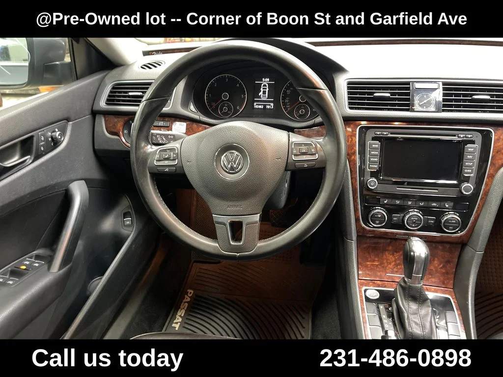 Used 2013 Gray Volkswagen TDI SEL Premium image 17