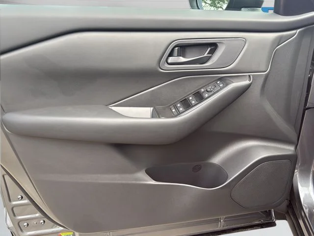 Used 2026 Gray Nissan S image 16