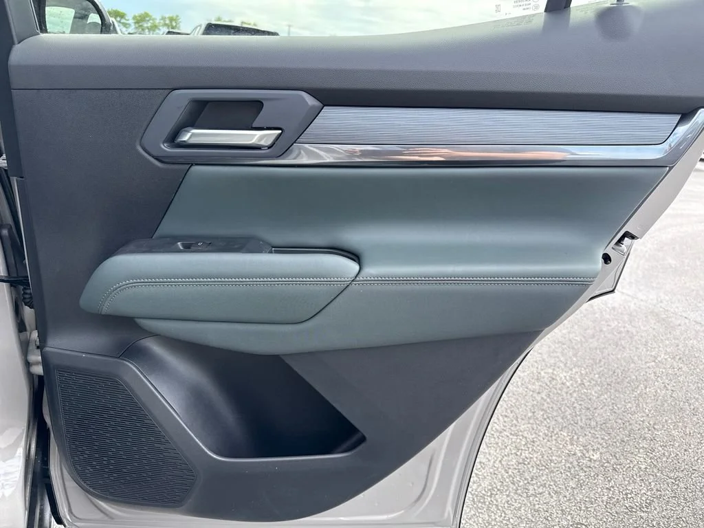 2026 GMC Terrain AT4 - Photo 37